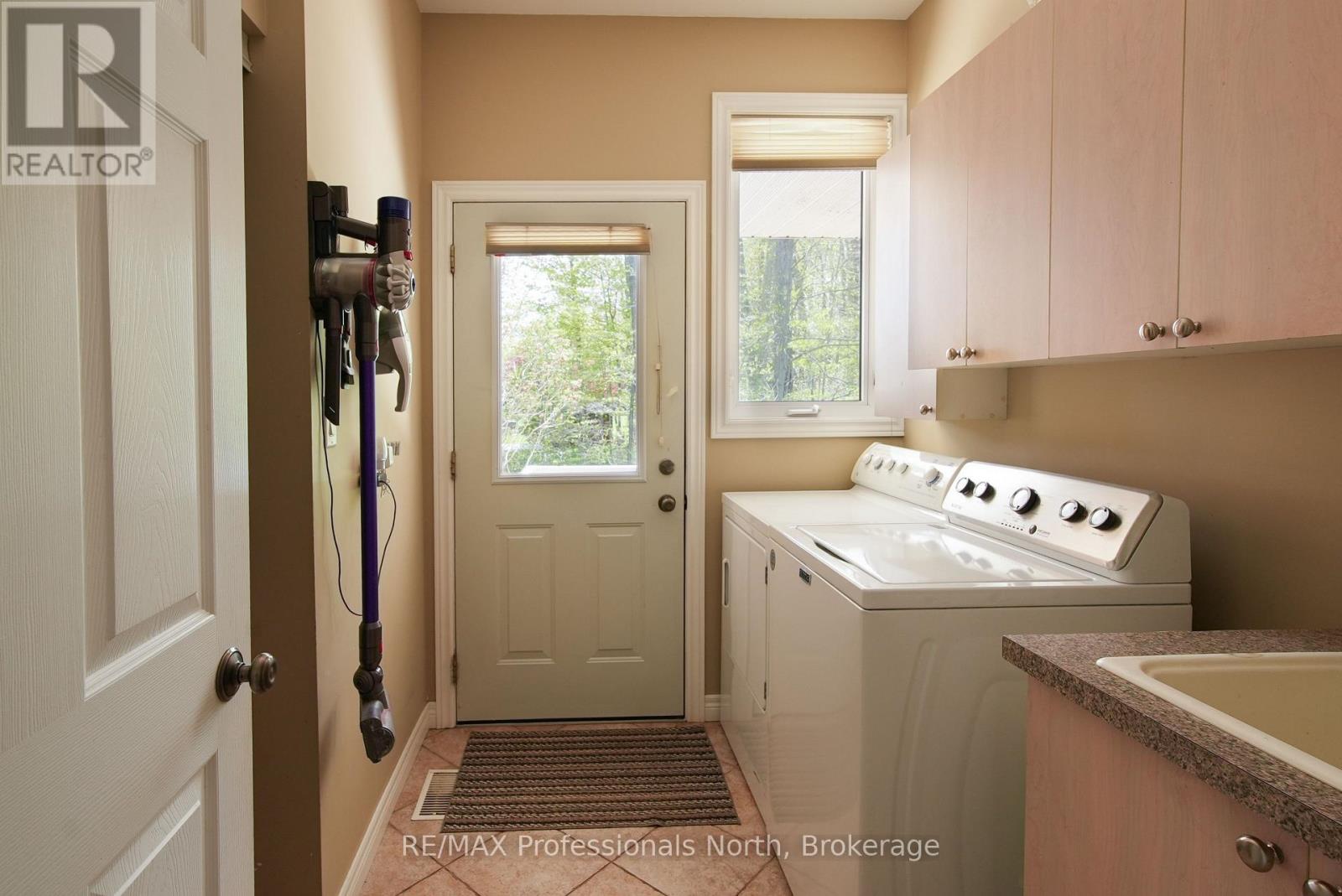 9883 Graham Road, West Elgin, Ontario  N0L 2P0 - Photo 13 - X13140874