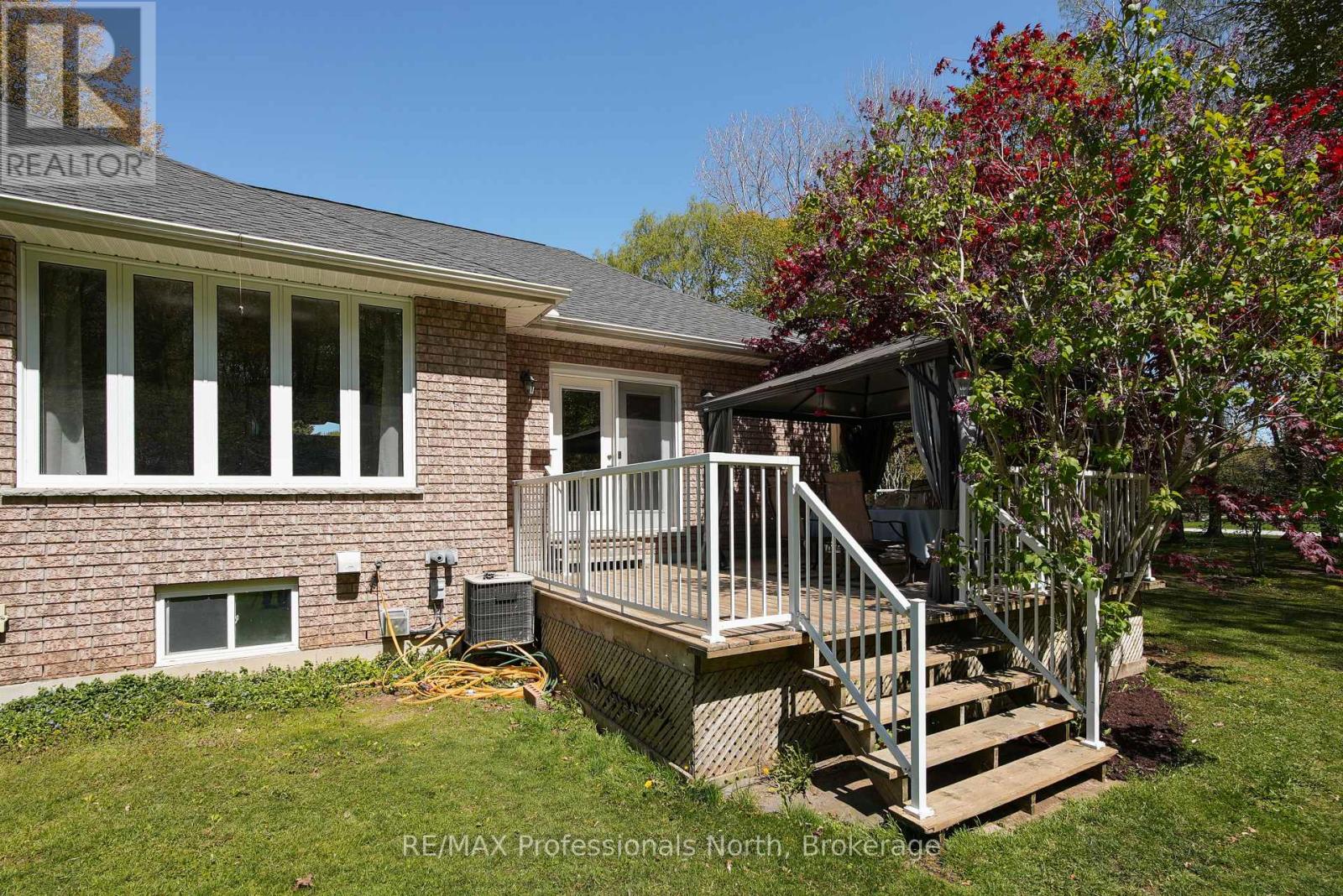 9883 Graham Road, West Elgin, Ontario  N0L 2P0 - Photo 31 - X13140874