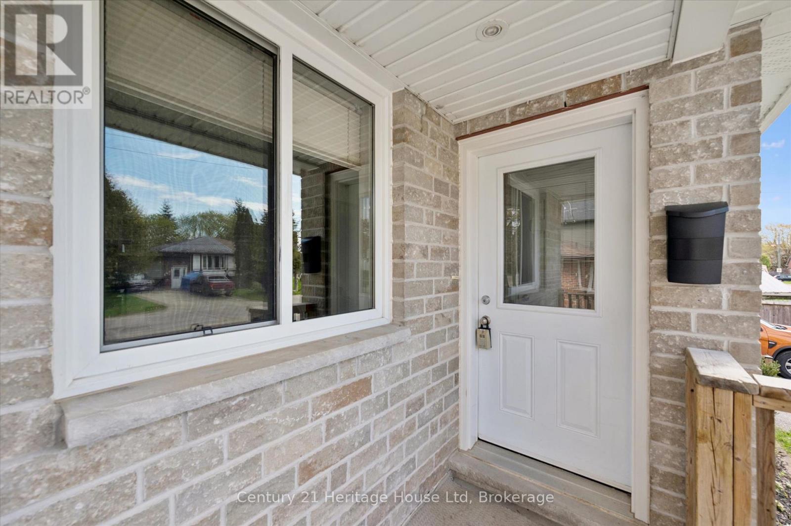 126 Forfar Street E, Centre Wellington, Ontario  N1M 1B2 - Photo 5 - X13140882