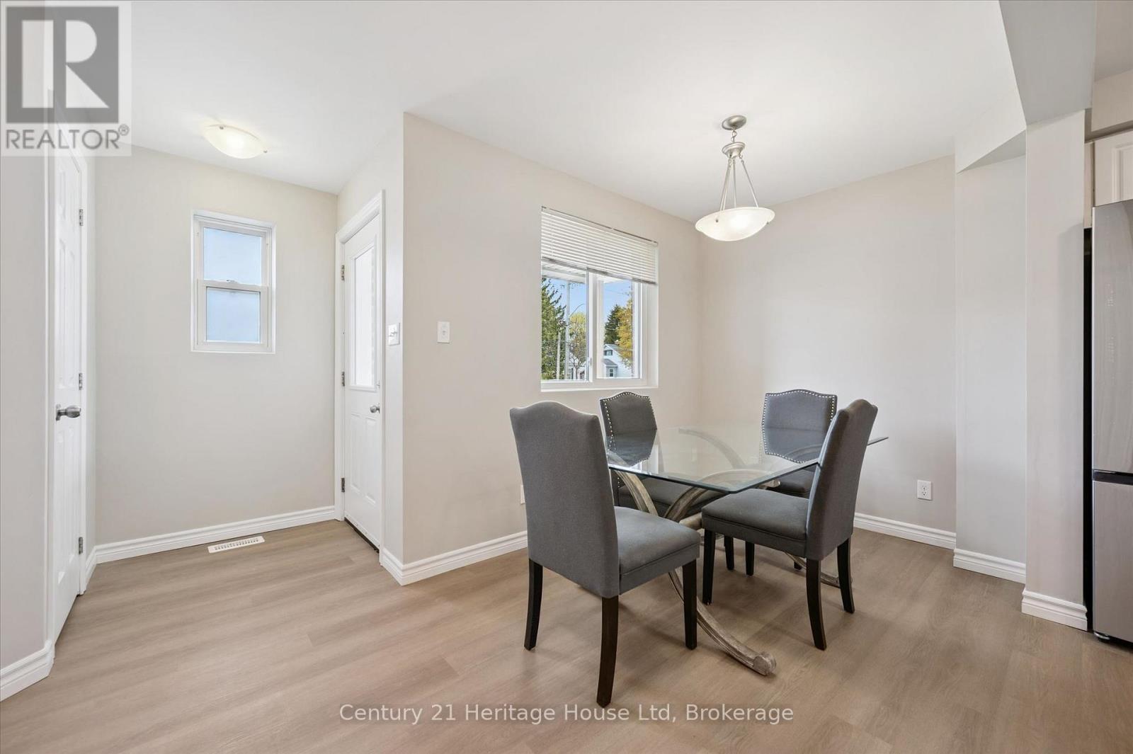 126 Forfar Street E, Centre Wellington, Ontario  N1M 1B2 - Photo 6 - X13140882