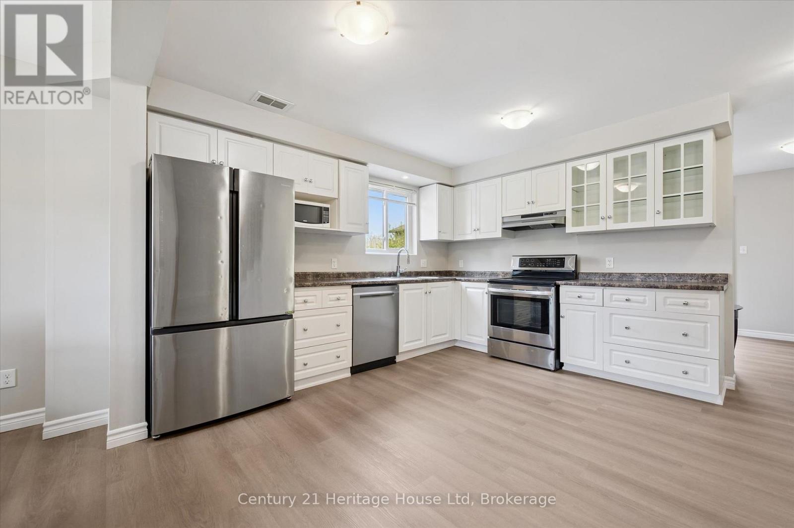 126 Forfar Street E, Centre Wellington, Ontario  N1M 1B2 - Photo 9 - X13140882