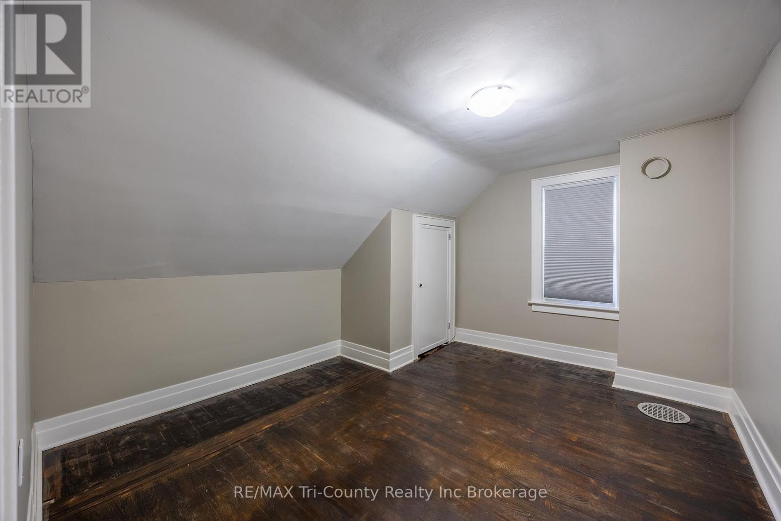33 Wellington Street, Bayham, Ontario  N0J 1T0 - Photo 16 - X13140958