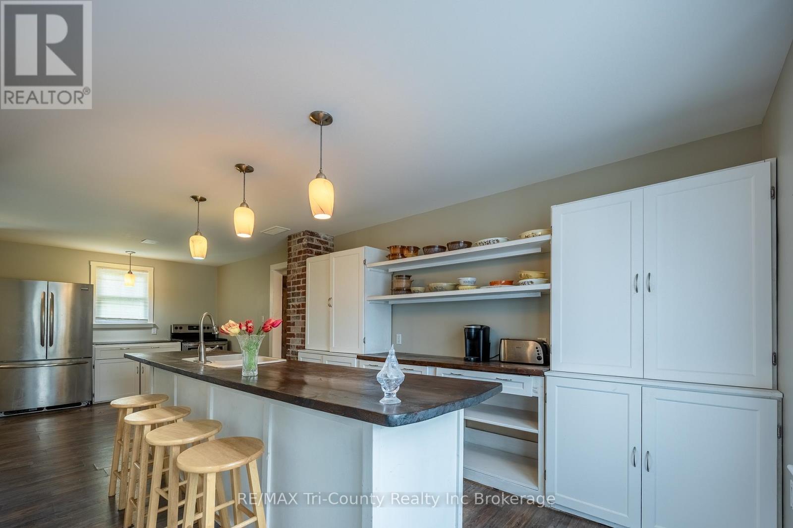 33 Wellington Street, Bayham, Ontario  N0J 1T0 - Photo 5 - X13140958