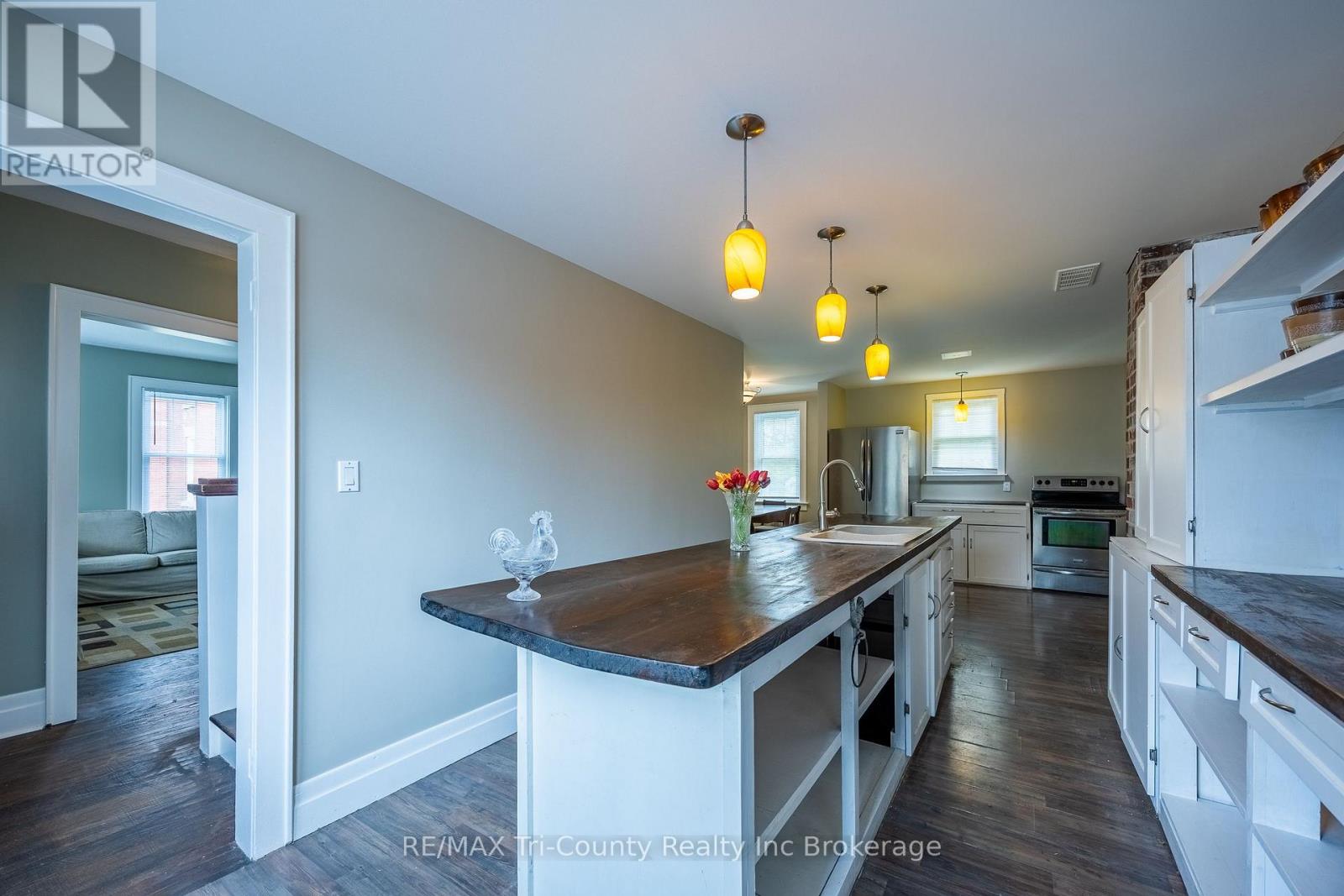 33 Wellington Street, Bayham, Ontario  N0J 1T0 - Photo 6 - X13140958