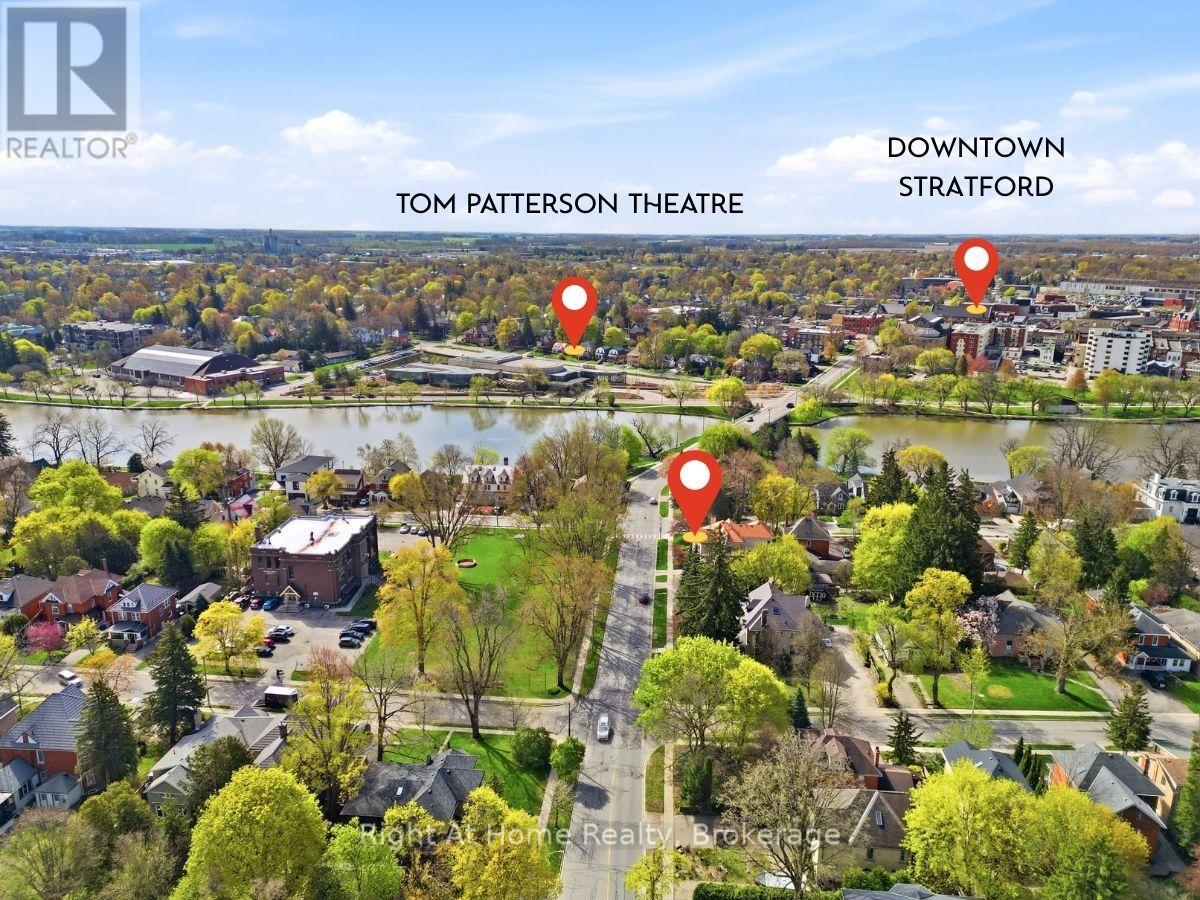 18 Waterloo Street N, Stratford, Ontario  N5A 5H5 - Photo 3 - X13141064