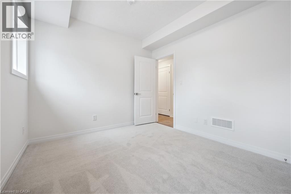 15 Stauffer Woods Trail Unit# C11, Kitchener, Ontario  N2P 0L1 - Photo 12 - 40830934