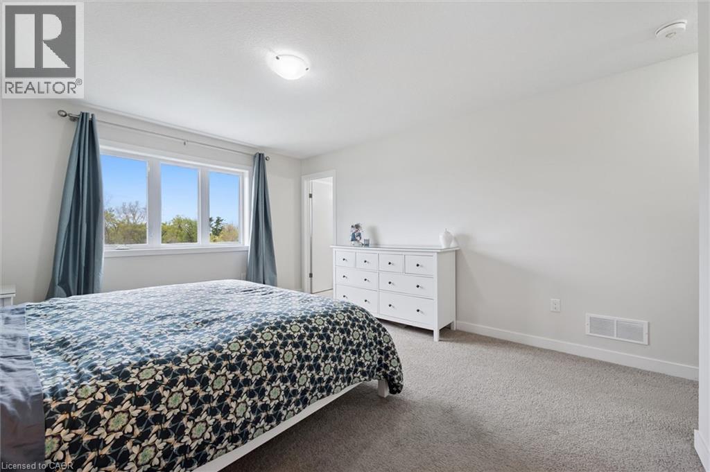 873 Robert Ferrie Drive, Kitchener, Ontario  N2R 0P2 - Photo 23 - 40829127