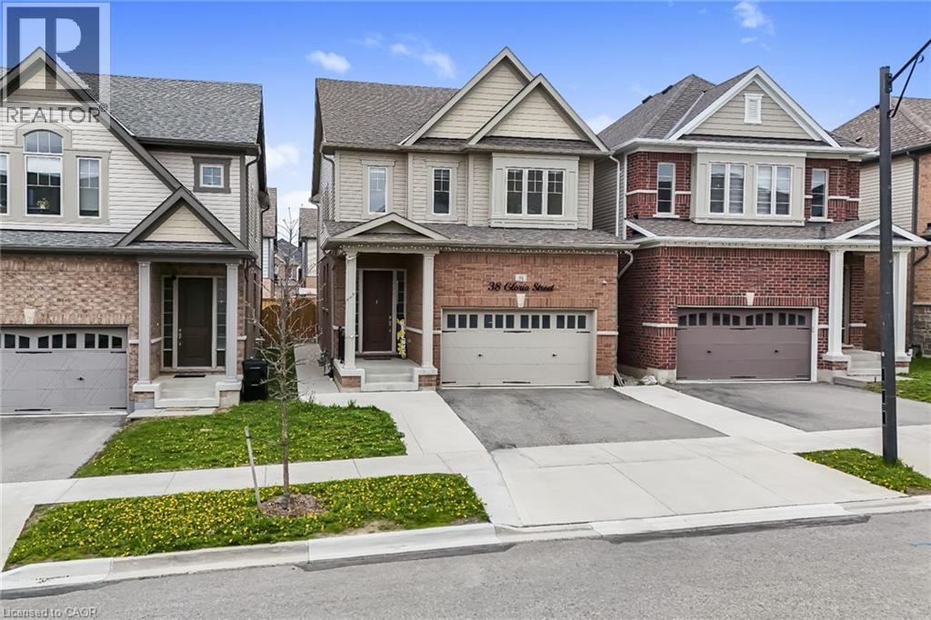 38 Gloria Street, Kitchener, Ontario  N2R 0R1 - Photo 2 - 40830156