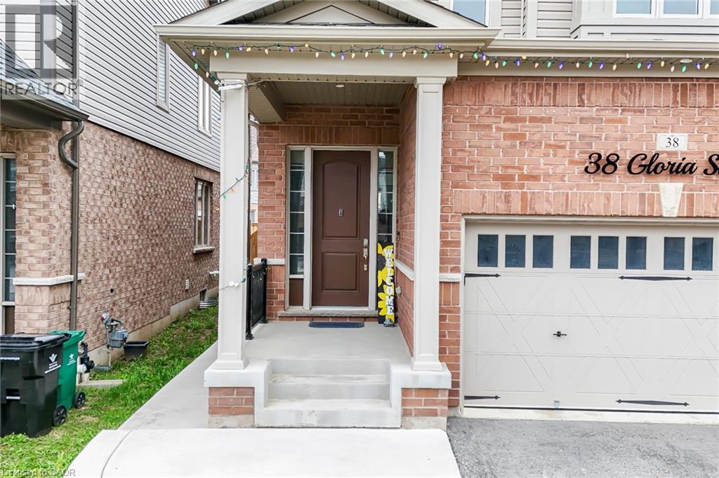 38 Gloria Street, Kitchener, Ontario  N2R 0R1 - Photo 3 - 40830156