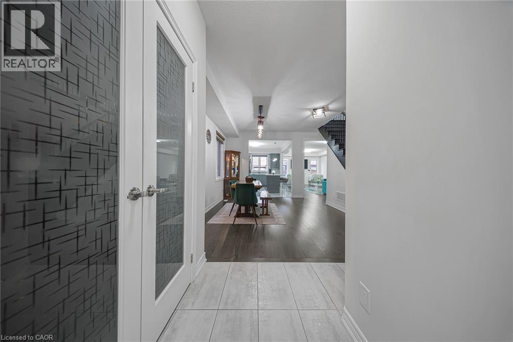 38 Gloria Street, Kitchener, Ontario  N2R 0R1 - Photo 6 - 40830156