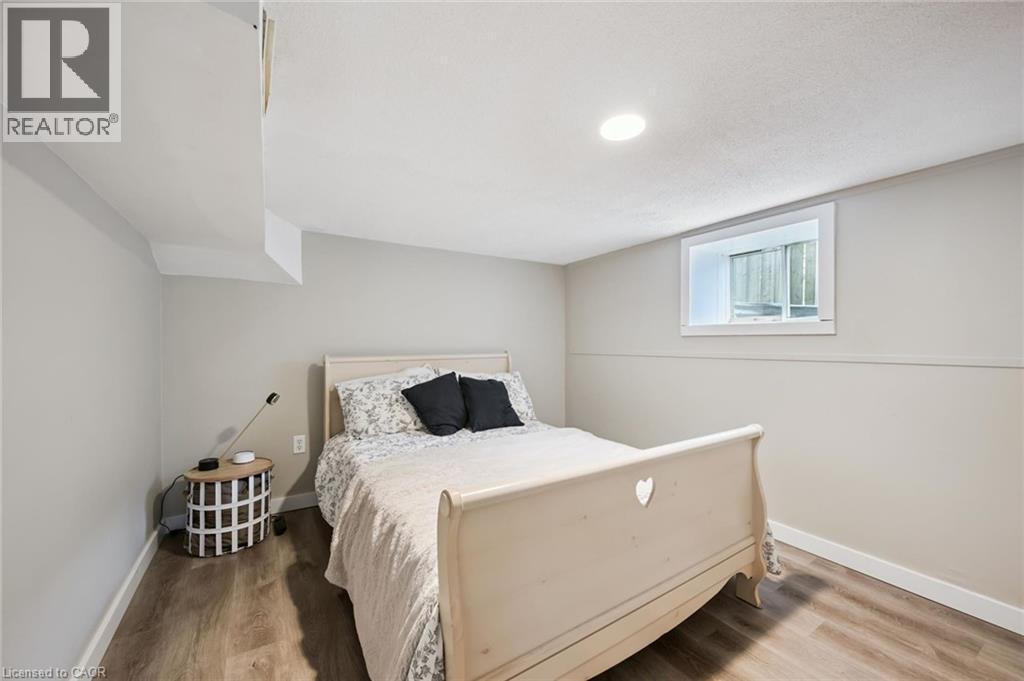 15 Gordon Avenue, Kitchener, Ontario  N2H 1N7 - Photo 32 - 40828835