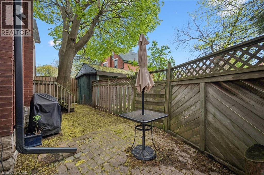 15 Gordon Avenue, Kitchener, Ontario  N2H 1N7 - Photo 39 - 40828835