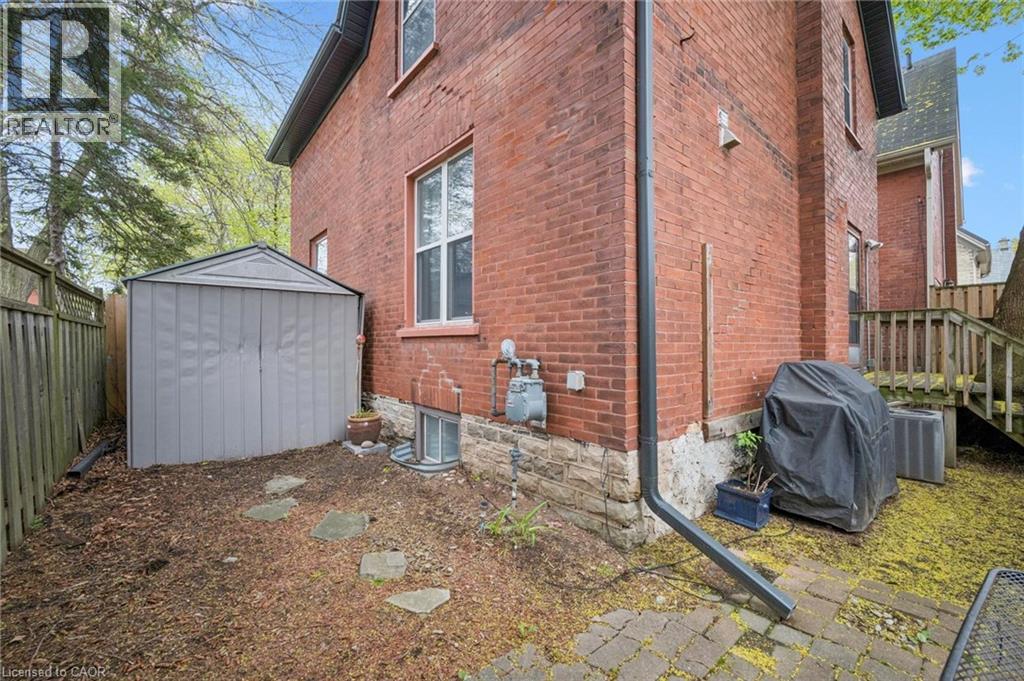 15 Gordon Avenue, Kitchener, Ontario  N2H 1N7 - Photo 40 - 40828835