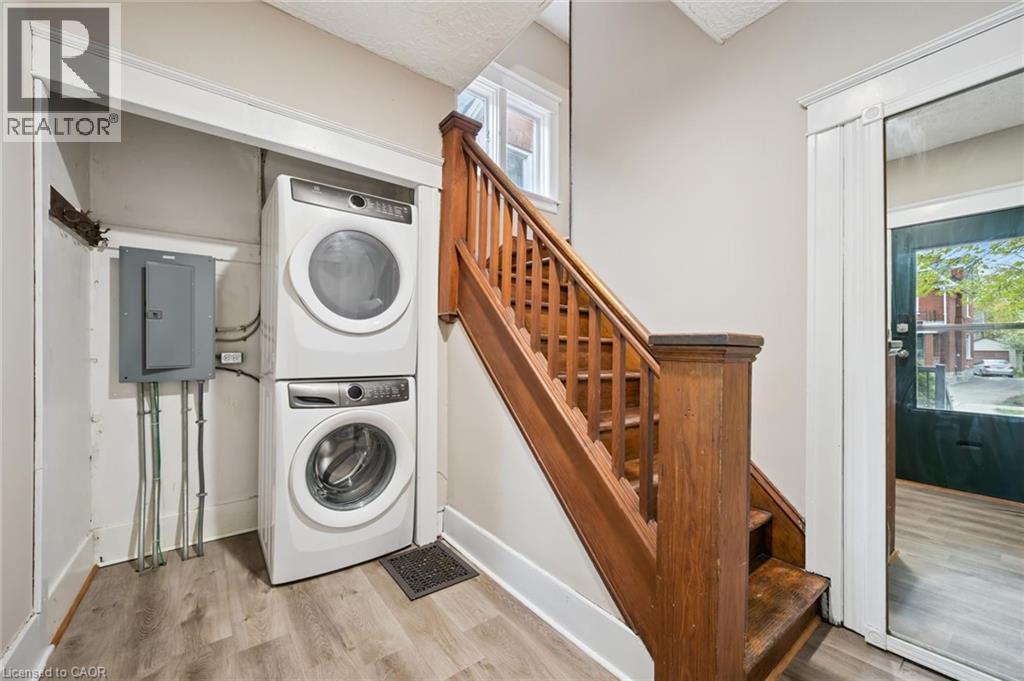 15 Gordon Avenue, Kitchener, Ontario  N2H 1N7 - Photo 6 - 40828835