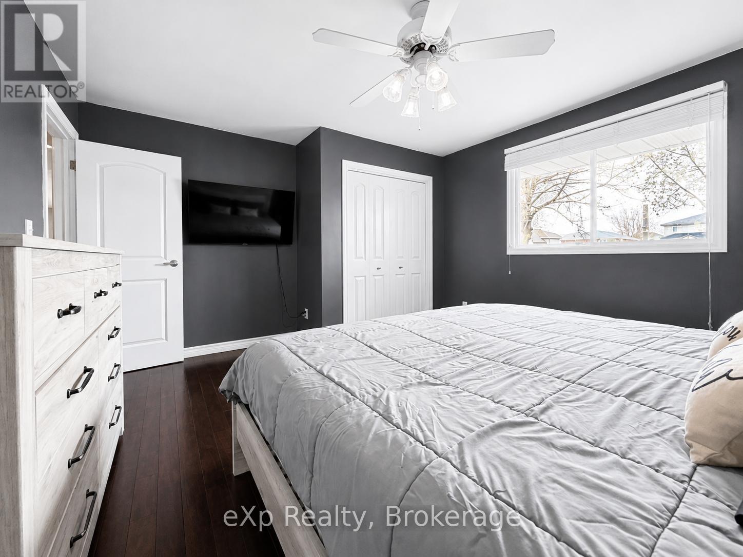 209 15th Avenue, Hanover, Ontario  N4N 3E1 - Photo 11 - X13142674