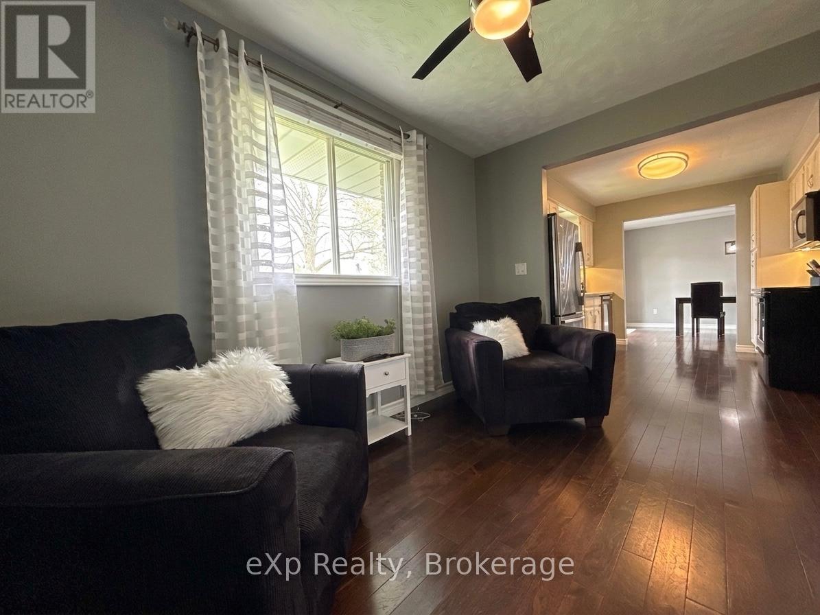 209 15th Avenue, Hanover, Ontario  N4N 3E1 - Photo 9 - X13142674