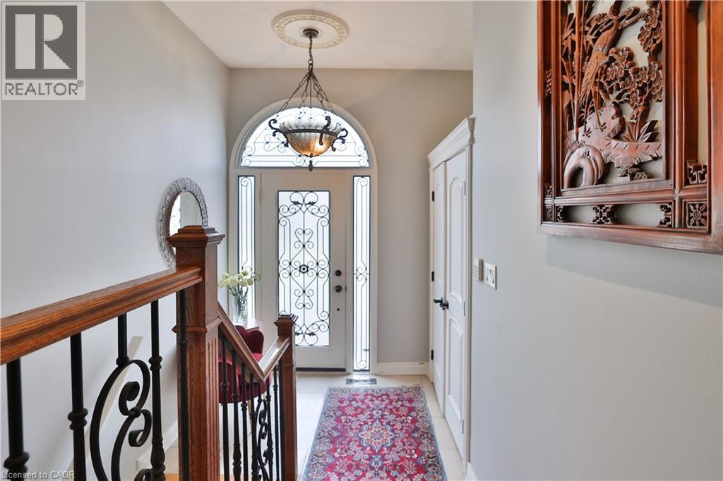 45 Tradewind Drive, Oakville, Ontario  L6L 6K9 - Photo 4 - 40831235