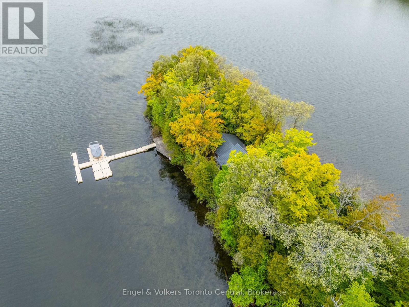 14 Victoria Island, South Bruce Peninsula, Ontario  N0H 1H0 - Photo 2 - X13144318