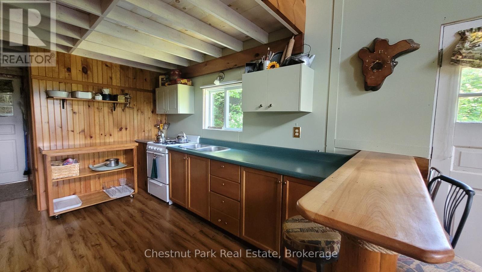 1060 Baker Side Road, Bracebridge, Ontario  P1L 1W9 - Photo 9 - X13144338