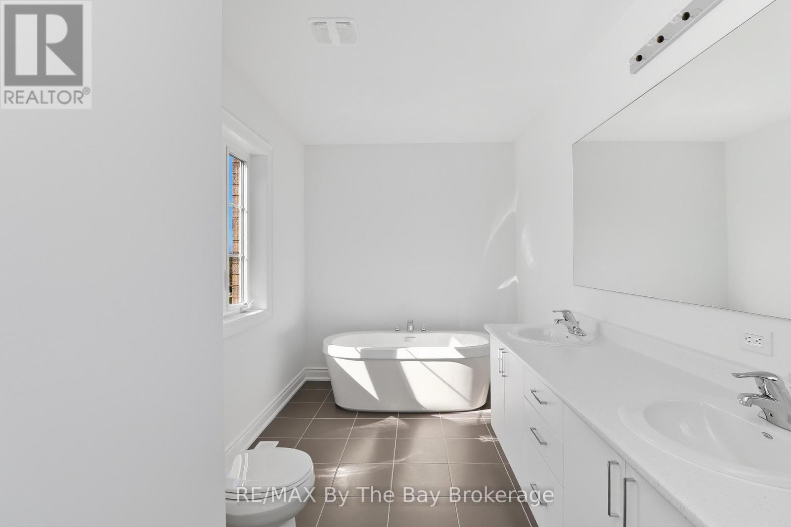 59 Amber Drive, Wasaga Beach, Ontario  L9Z 0R8 - Photo 27 - S13144782