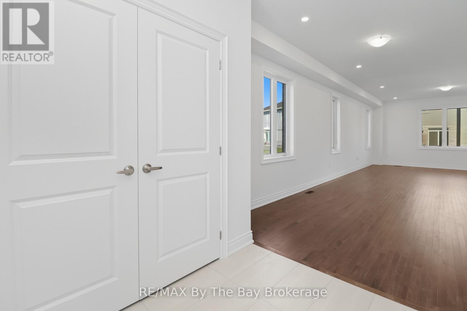 59 Amber Drive, Wasaga Beach, Ontario  L9Z 0R8 - Photo 7 - S13144782
