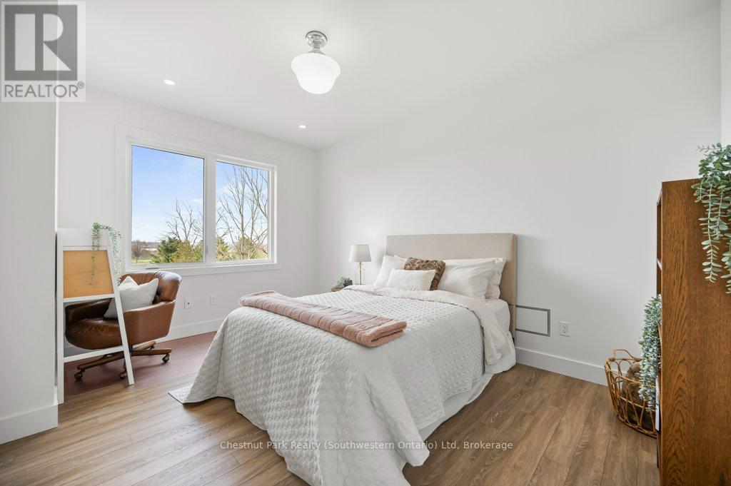 27 Vardon Drive, Guelph, Ontario  N1G 1W8 - Photo 32 - X13144944