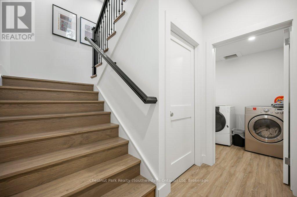 27 Vardon Drive, Guelph, Ontario  N1G 1W8 - Photo 46 - X13144944