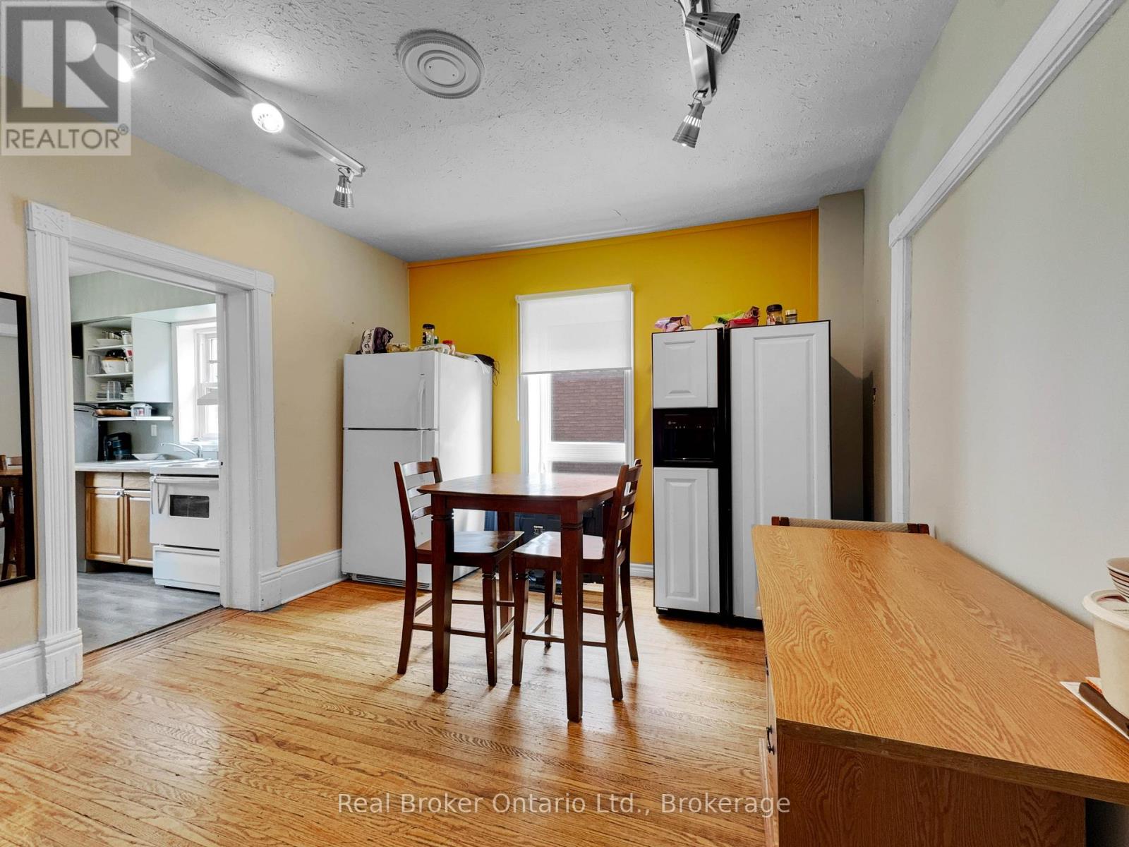273-275 Brant Avenue, Brantford, Ontario  N3T 3J6 - Photo 17 - X13144978