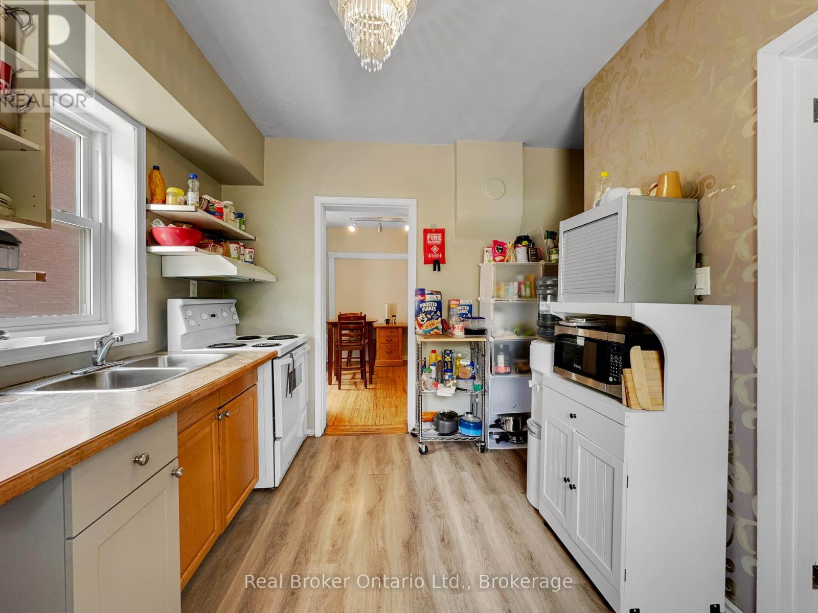 273-275 Brant Avenue, Brantford, Ontario  N3T 3J6 - Photo 20 - X13144978
