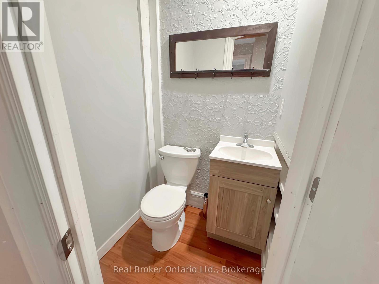 273-275 Brant Avenue, Brantford, Ontario  N3T 3J6 - Photo 30 - X13144978