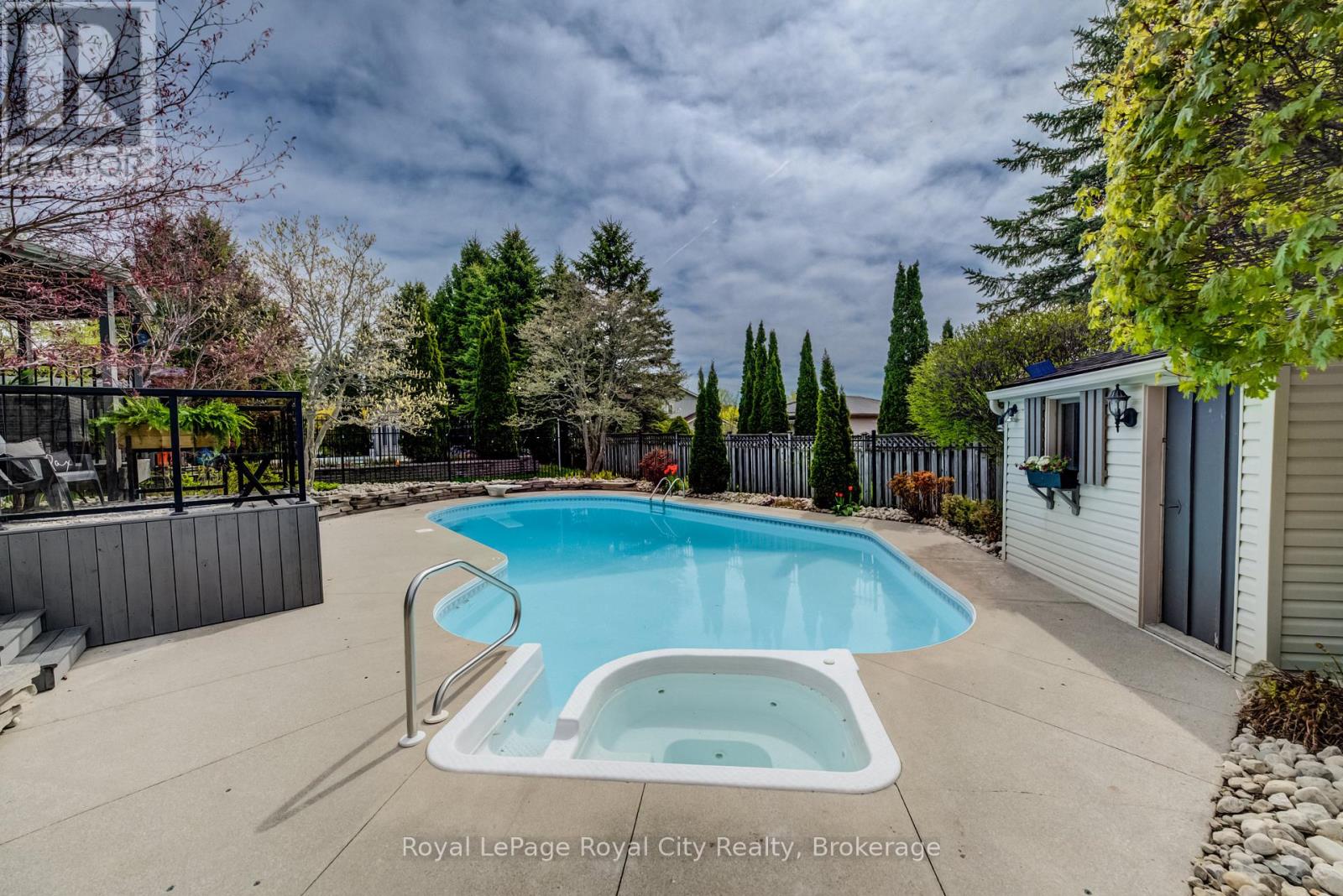 15 Joann Crescent, Centre Wellington, Ontario  N0B 1S0 - Photo 40 - X13145116