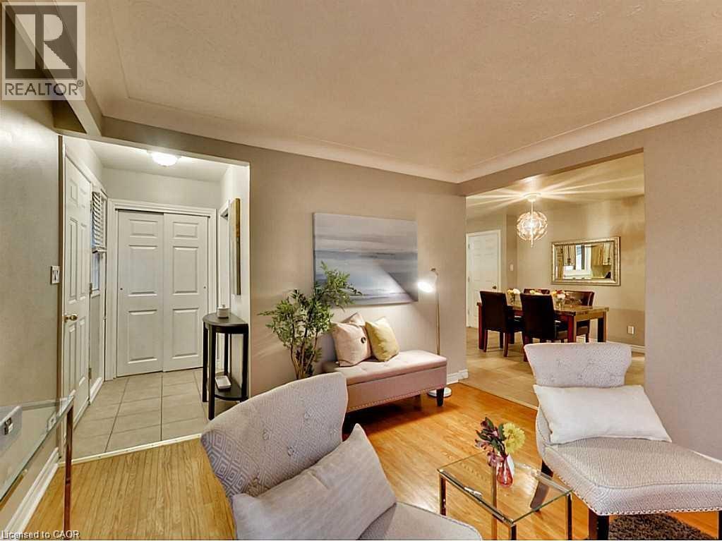 96 Manning Avenue, Hamilton, Ontario  L9A 3E9 - Photo 3 - 40831403