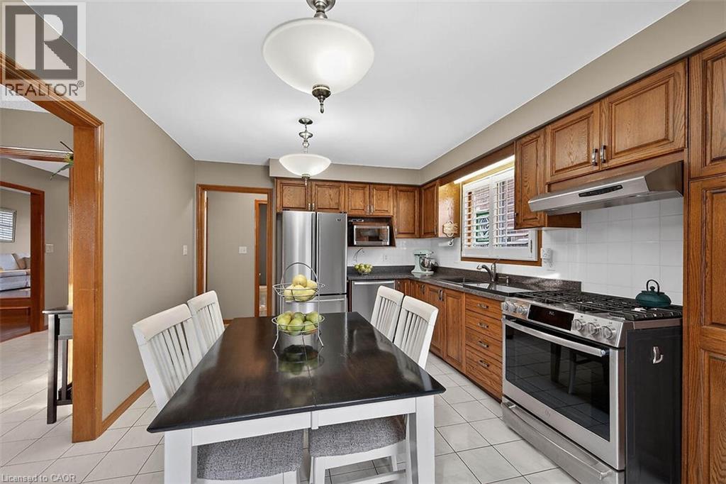 15 Gabriele Court, Hamilton, Ontario  L8G 5C4 - Photo 14 - 40830853