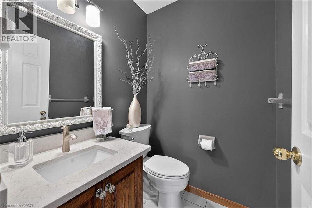 15 Gabriele Court, Hamilton, Ontario  L8G 5C4 - Photo 15 - 40830853