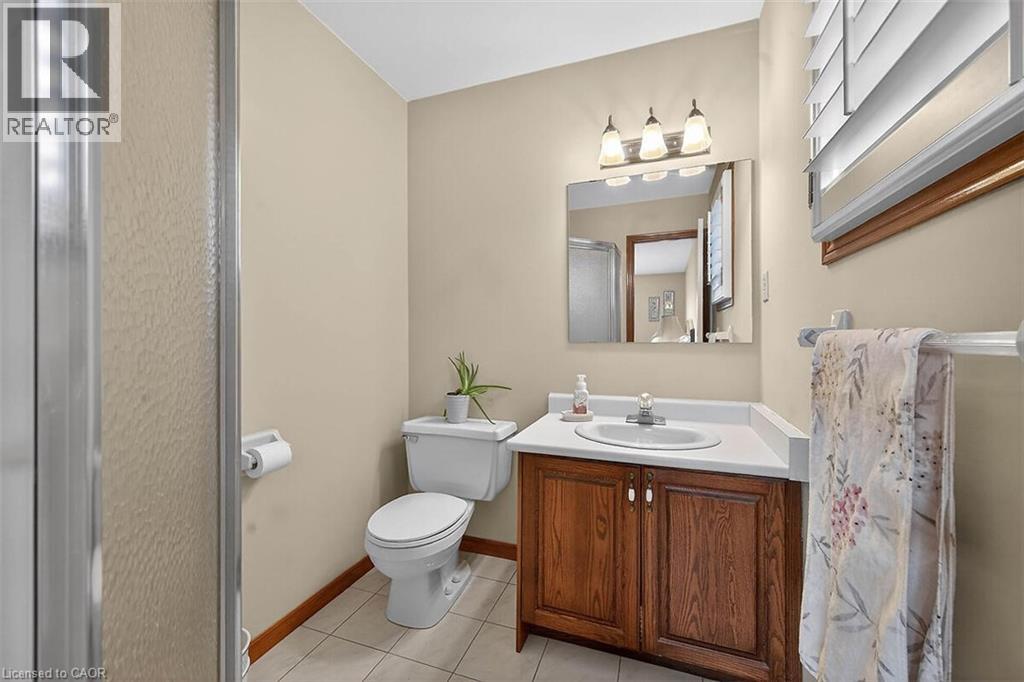 15 Gabriele Court, Hamilton, Ontario  L8G 5C4 - Photo 19 - 40830853