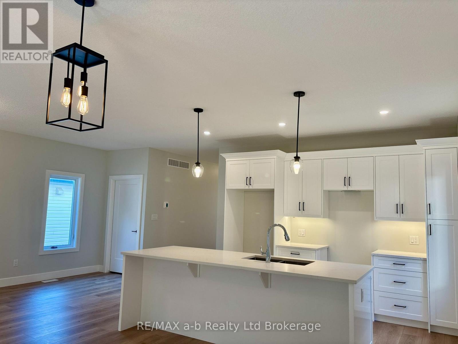 41 Cash Crescent, Ingersoll, Ontario  N5C 0E2 - Photo 5 - X13145784