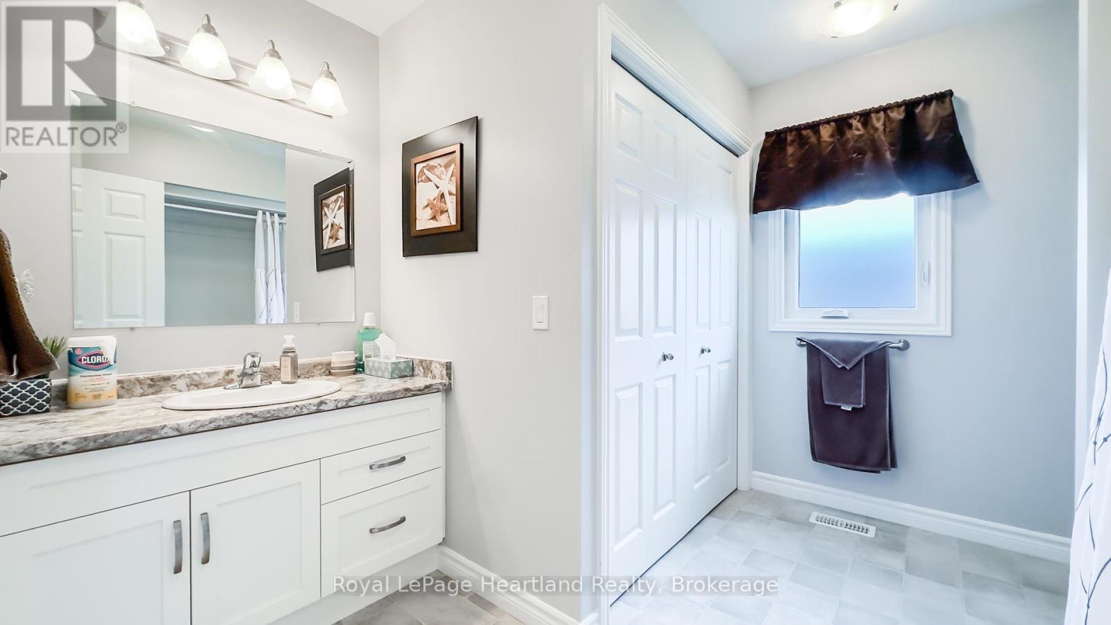 94 Lake Breeze Drive, Ashfield-Colborne-Wawanosh, Ontario  N7A 0B9 - Photo 11 - X13145692