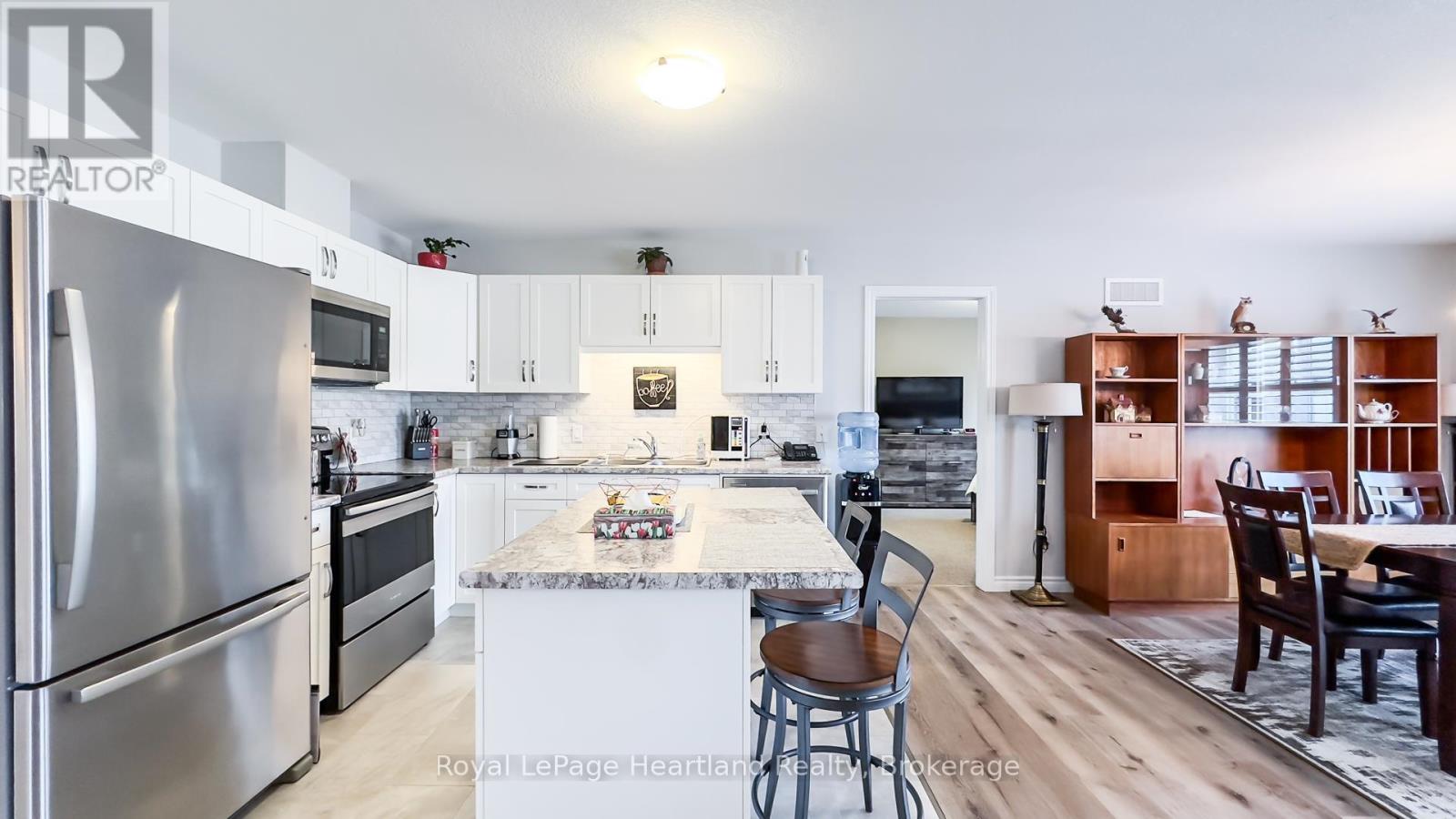 94 Lake Breeze Drive, Ashfield-Colborne-Wawanosh, Ontario  N7A 0B9 - Photo 20 - X13145692