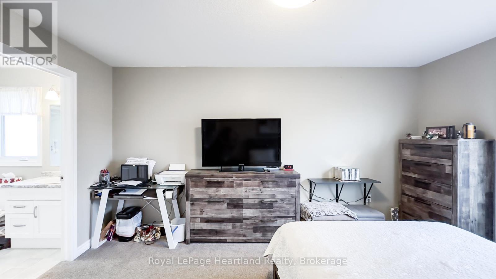 94 Lake Breeze Drive, Ashfield-Colborne-Wawanosh, Ontario  N7A 0B9 - Photo 29 - X13145692