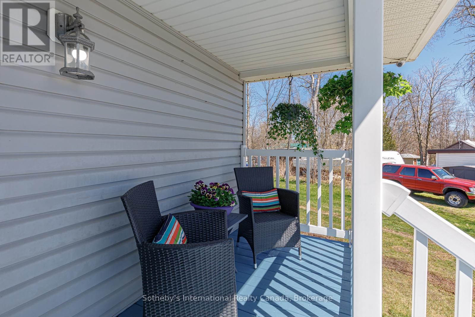 11 Stalker Street, Collingwood, Ontario  L9Y 3Z1 - Photo 4 - S13145264