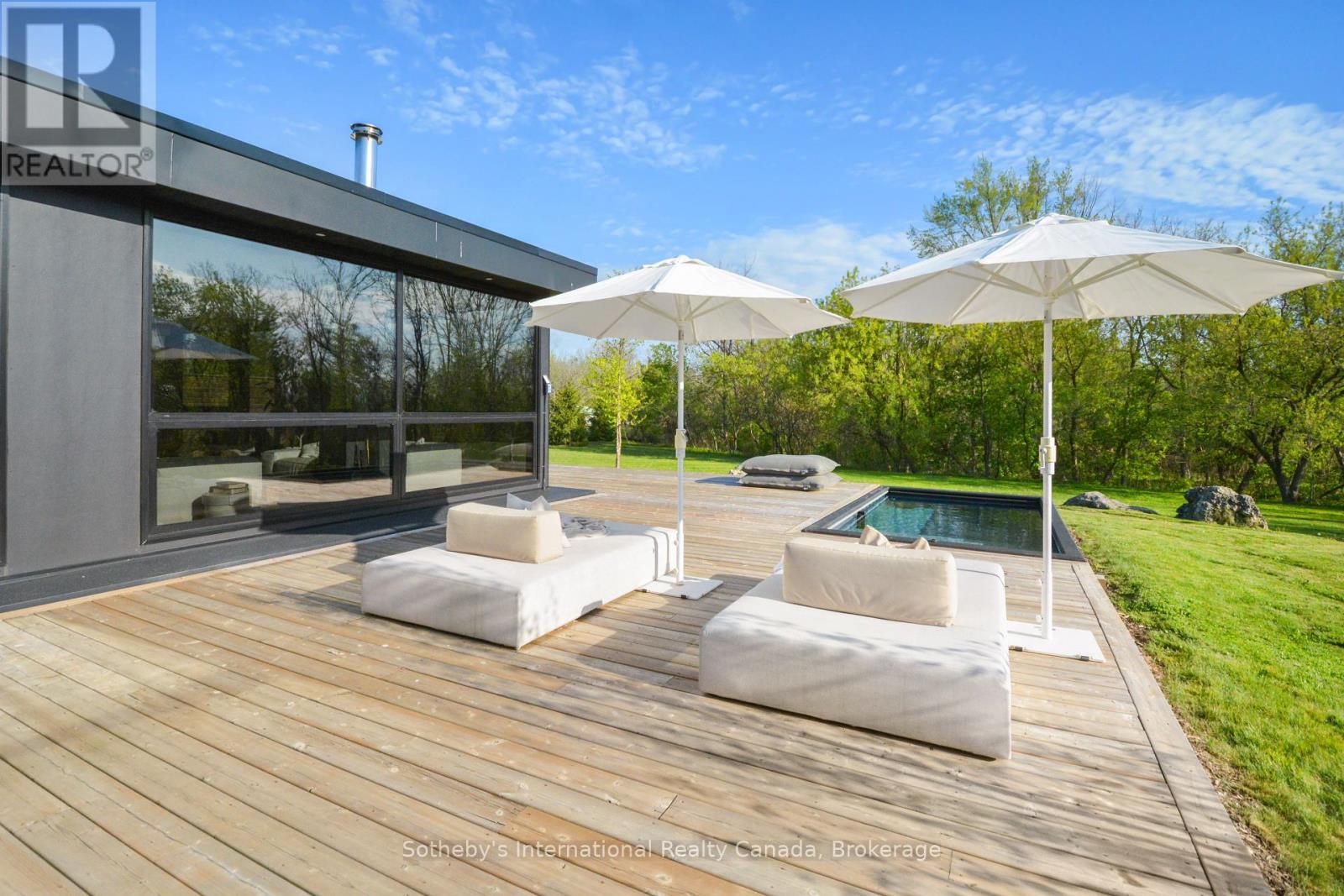 10 Eureka Street, Lambton Shores, Ontario  M0N 1J0 - Photo 33 - X13146644