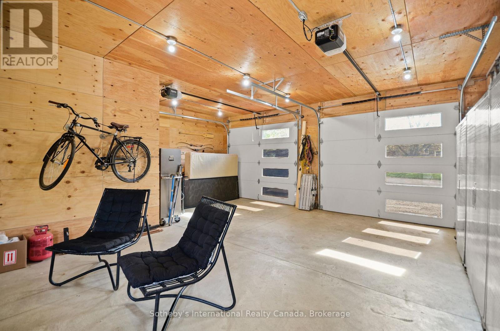 10 Eureka Street, Lambton Shores, Ontario  M0N 1J0 - Photo 41 - X13146644