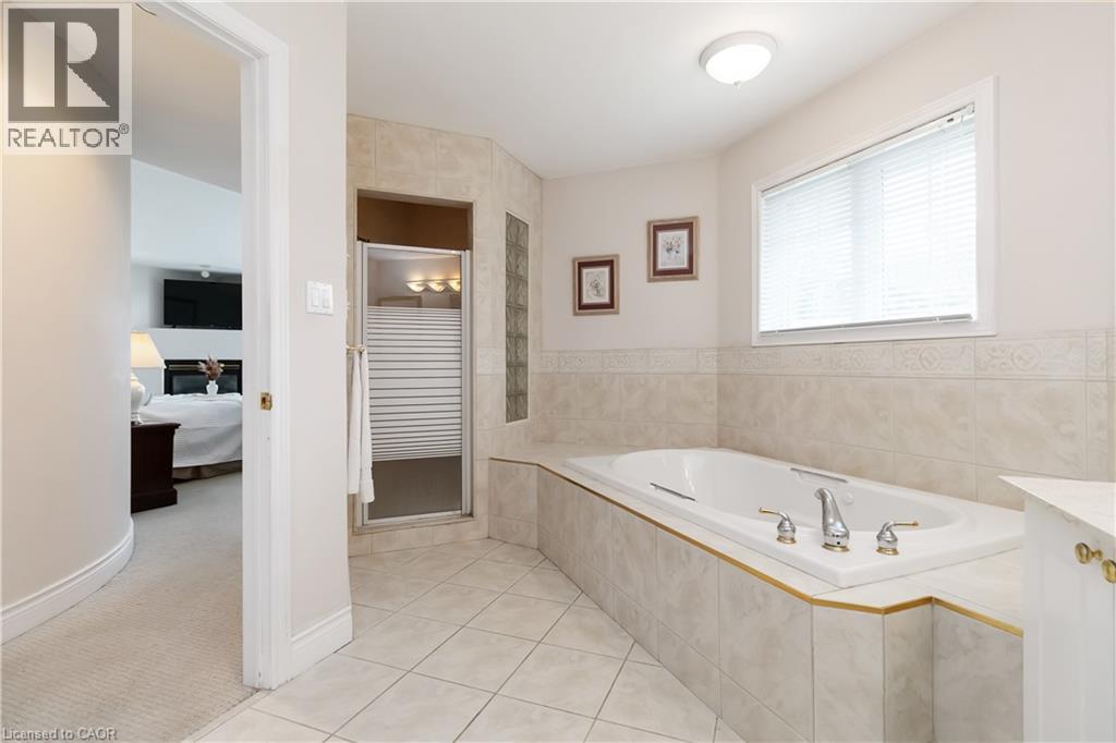 1401 Tamworth Court, Burlington, Ontario  L7P 4V3 - Photo 39 - 40830922