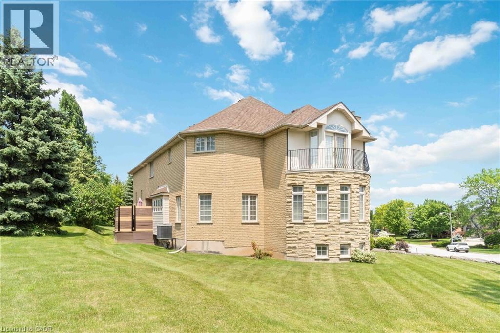 1401 Tamworth Court, Burlington, Ontario  L7P 4V3 - Photo 7 - 40830922