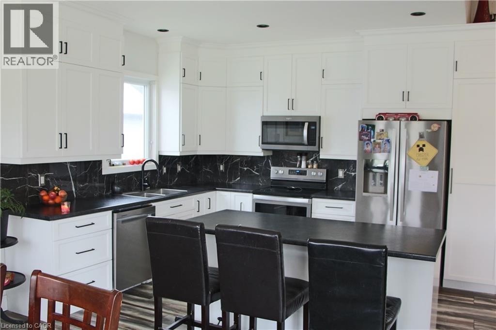 38812 Vienna Street, Varna, Ontario  N0M 2R0 - Photo 7 - 40829046