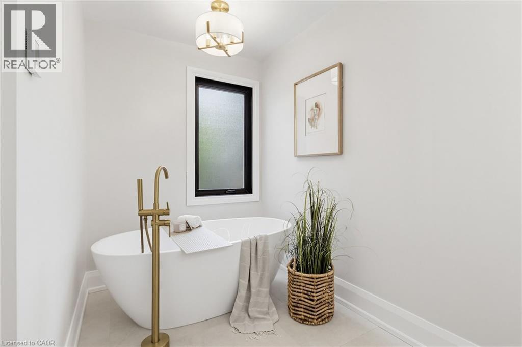 28 Undercliffe Avenue, Hamilton, Ontario  L8P 3H1 - Photo 30 - 40829945