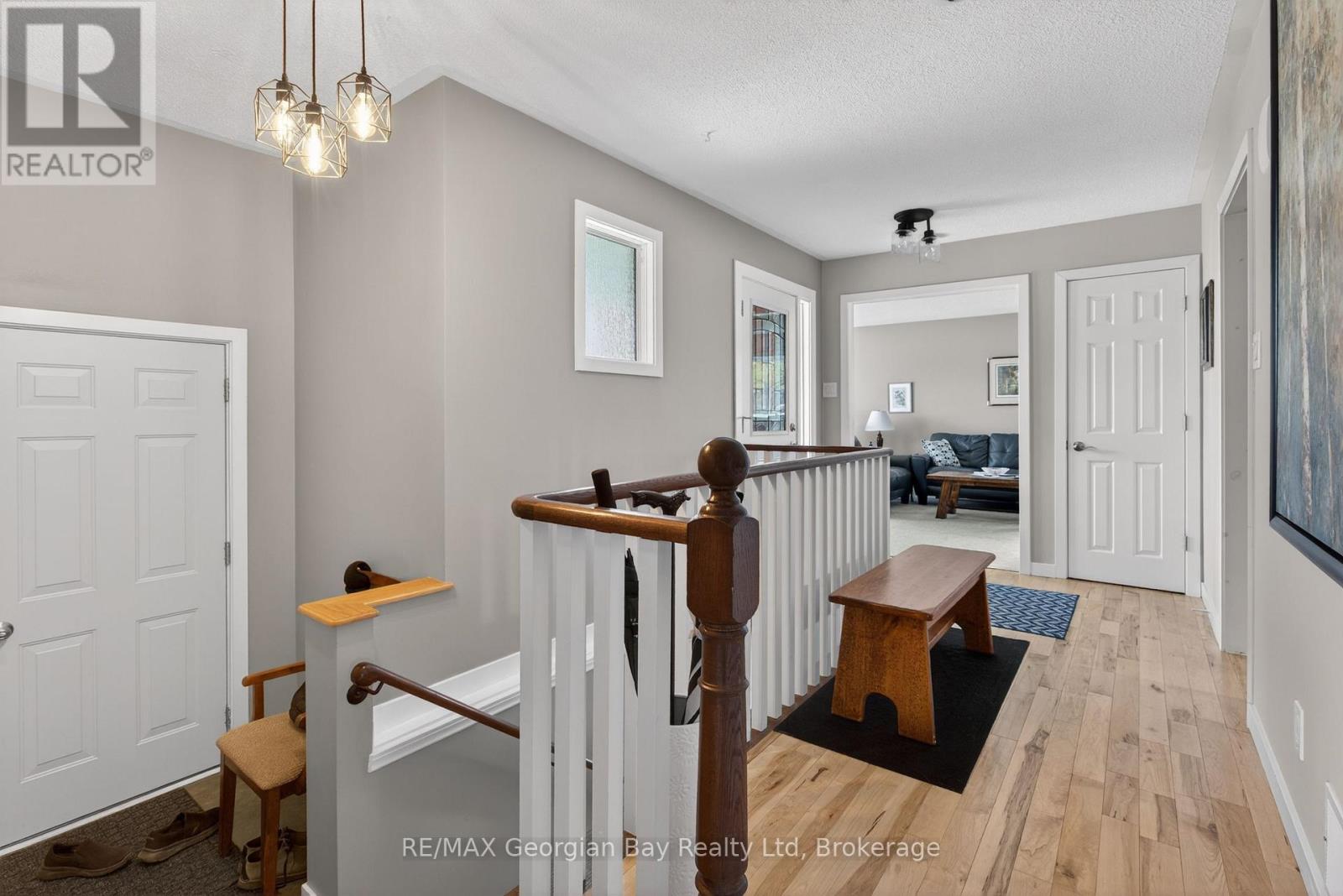 100 Peel Street, Penetanguishene, Ontario  L9M 1C3 - Photo 5 - S13148858
