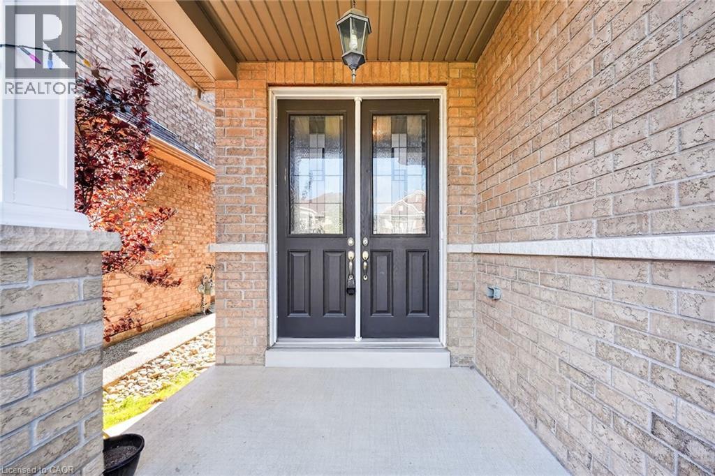 82 Chaumont Drive, Stoney Creek, Ontario  L8J 0J8 - Photo 4 - 40831607