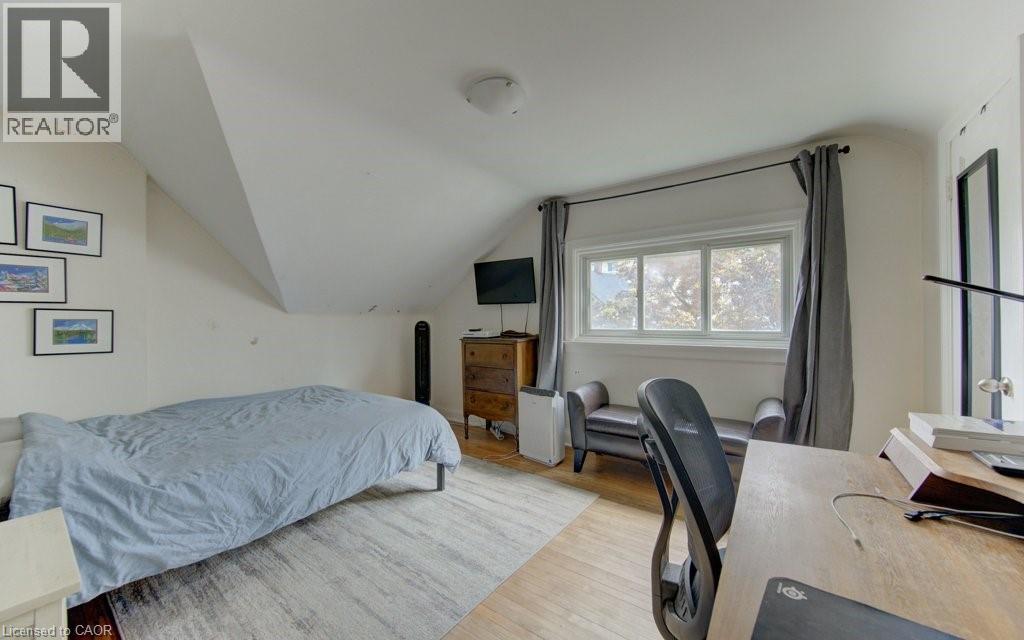 8 Marshall Street, Waterloo, Ontario  N2J 2T2 - Photo 17 - 40831812