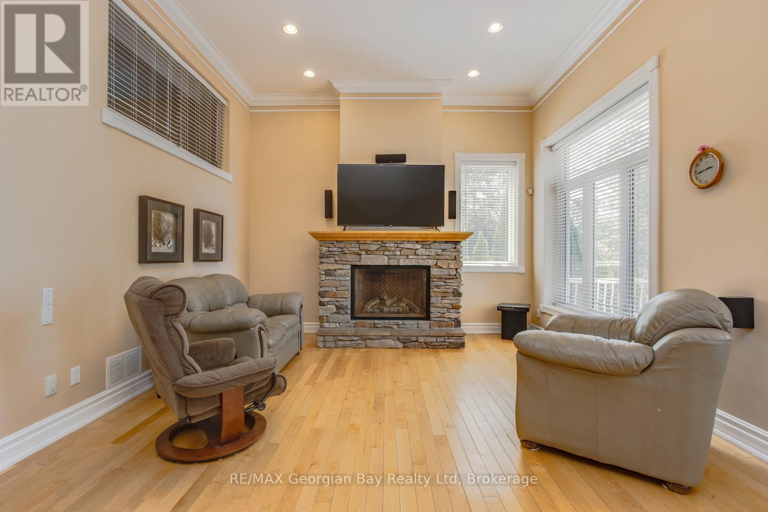 1107 Tiny Beaches Road S, Tiny, Ontario  L0L 2T0 - Photo 10 - S13149262